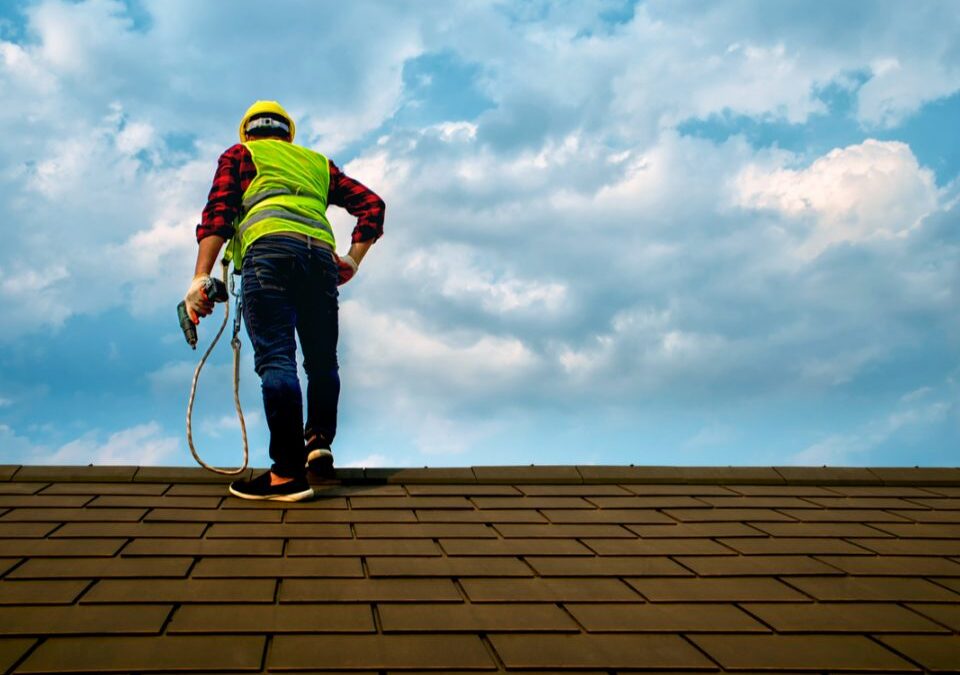 Why Hire a GAF Certified Roofer?